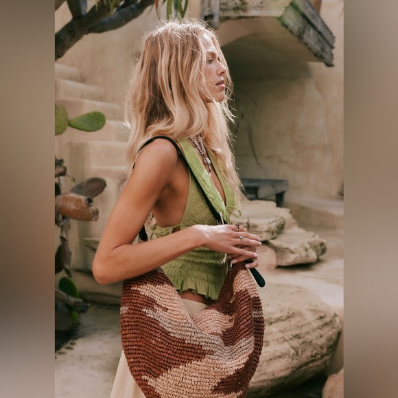 Free People Handbags - Free People Santorini Straw Tote Bag